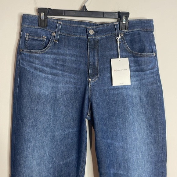 SOLD AG Adriano Goldschmied | Mari Mid Rise Slim Straight Cloud Soft Jean Size - Picture 3 of 8